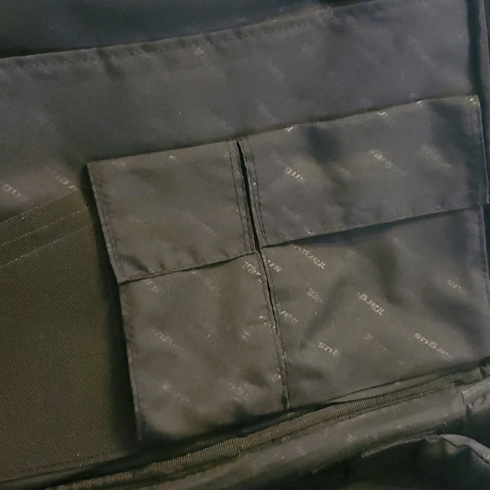 Targus Corporate Traveler Briefcase/Laptop Case